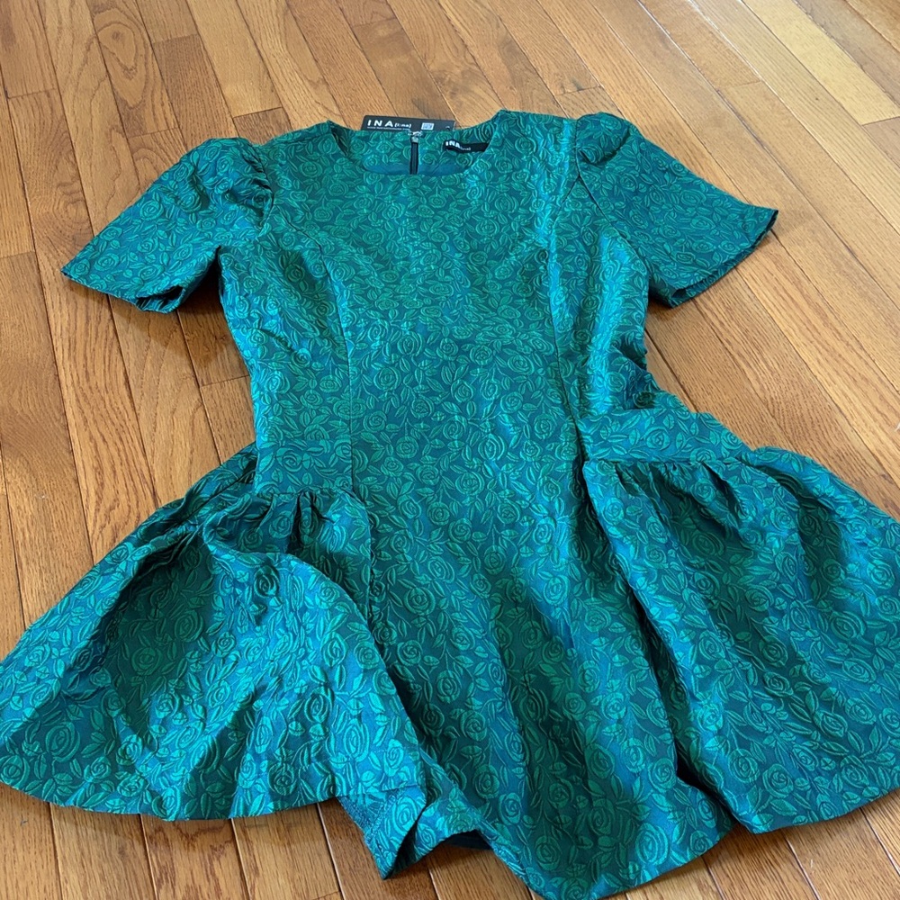 Green l Dress